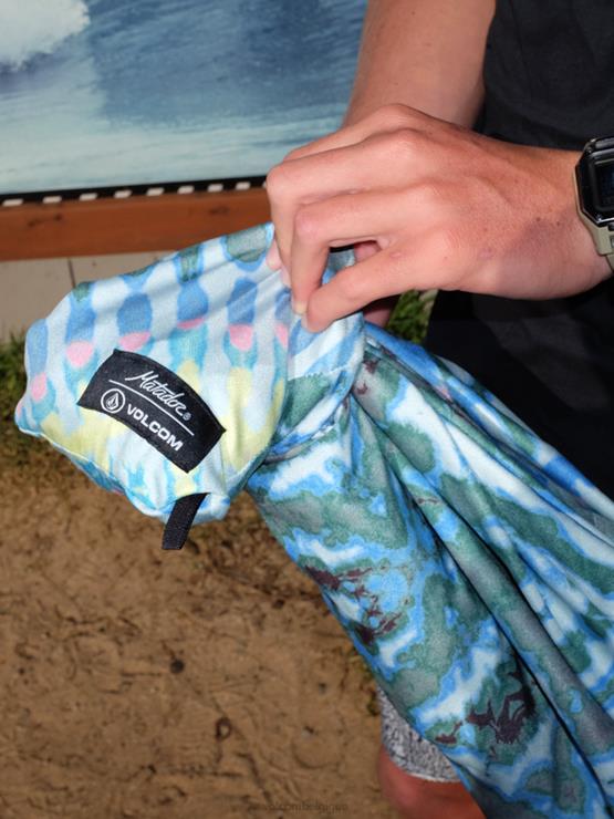 Hommes Volcom x Matador colorant de cravate serviette de plage pliable ZJ48F666