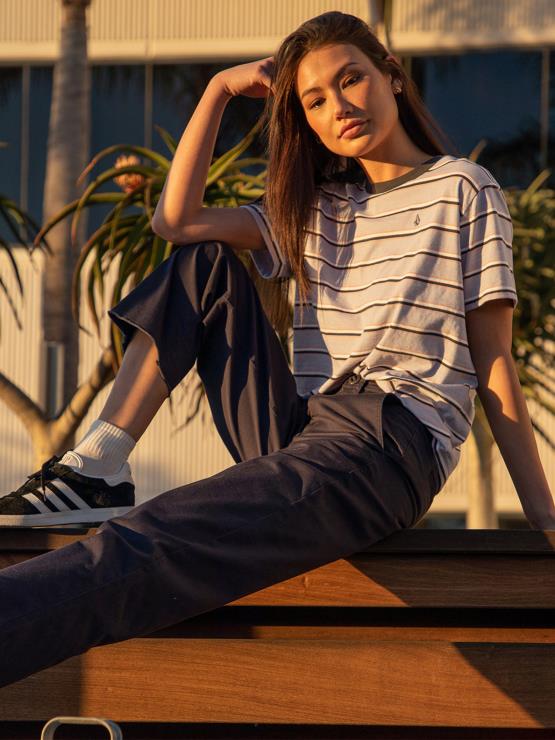 femmes Volcom rayon de lune chemise à manches courtes ZJ48F818